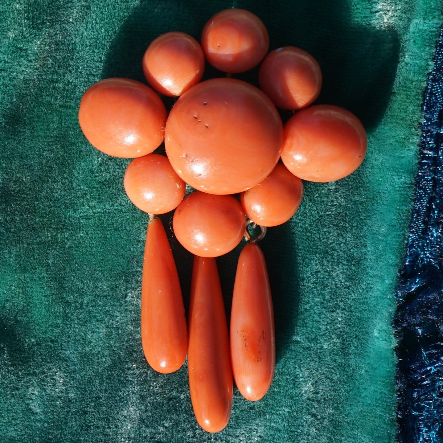 Large Victorian Coral Brooch With Coral Drops