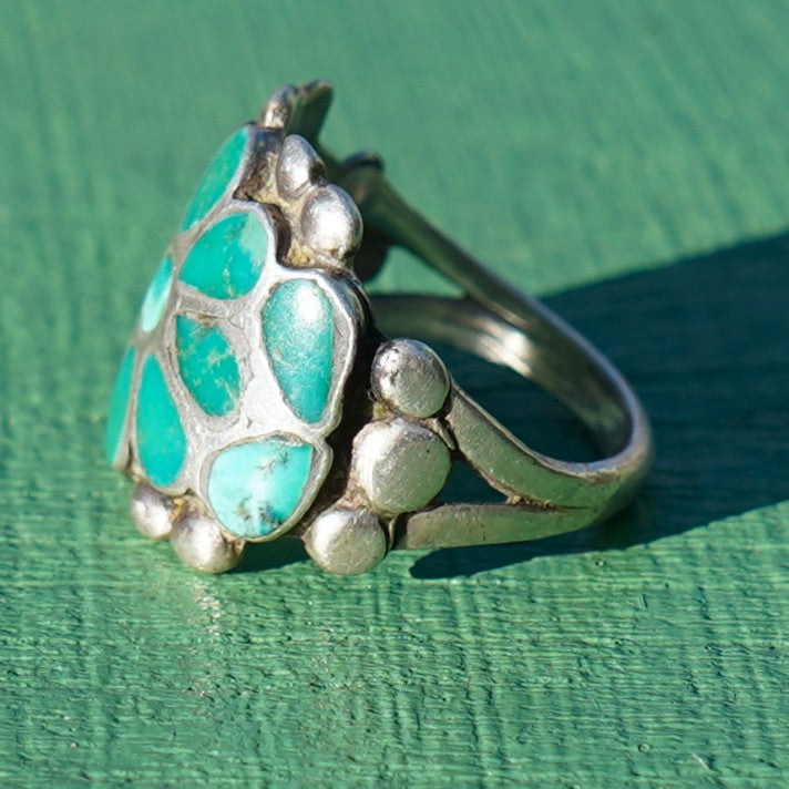 Vintage Zuni Turquoise Flower Inlay Ring