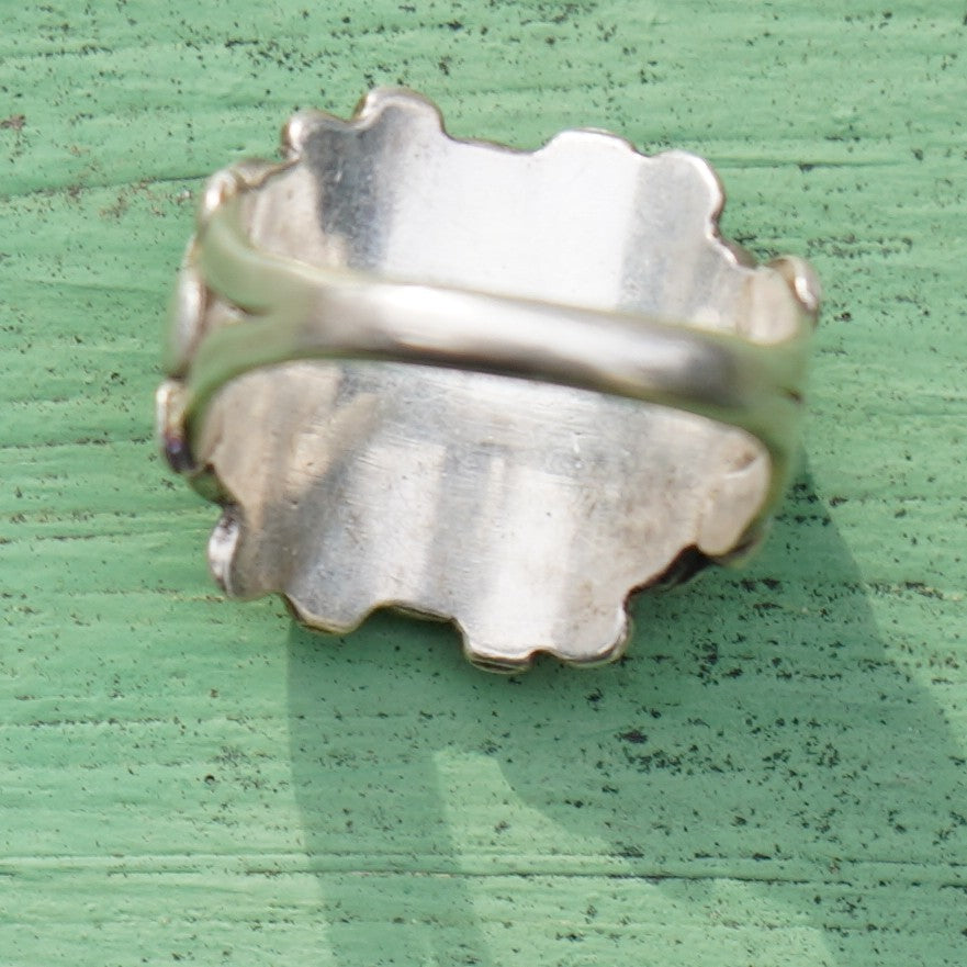 Vintage Zuni Turquoise Flower Inlay Ring