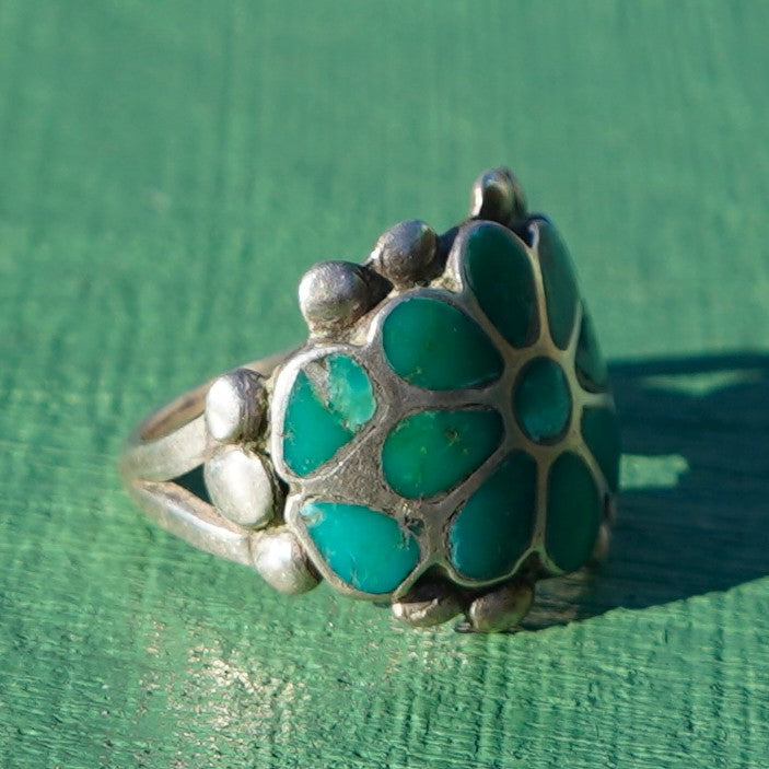 Vintage Zuni Turquoise Flower Inlay Ring