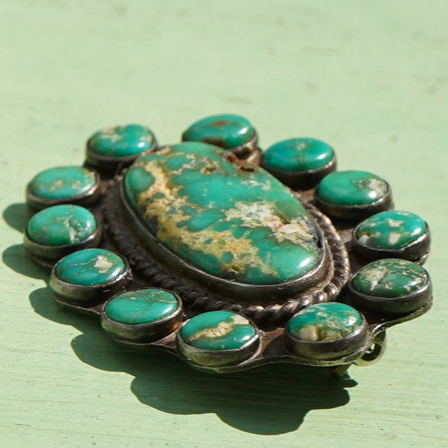 Old Southwest Green Turquoise Pin